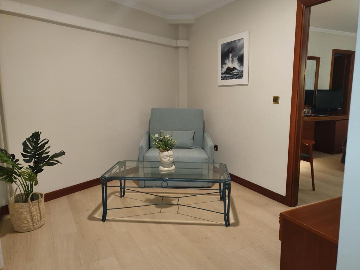 Hotel Villa De Marín Buitenkant foto