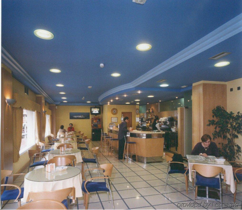 Hotel Villa De Marín Restaurant foto