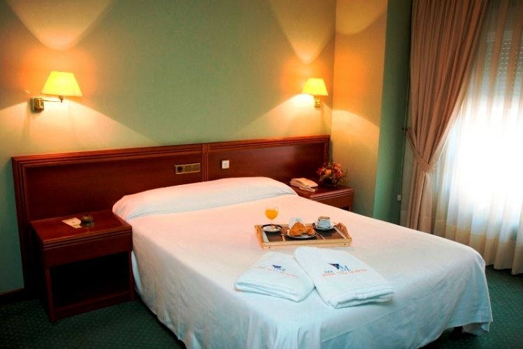 Hotel Villa De Marín Buitenkant foto