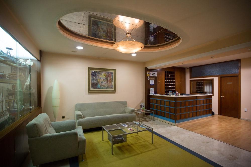 Hotel Villa De Marín Buitenkant foto