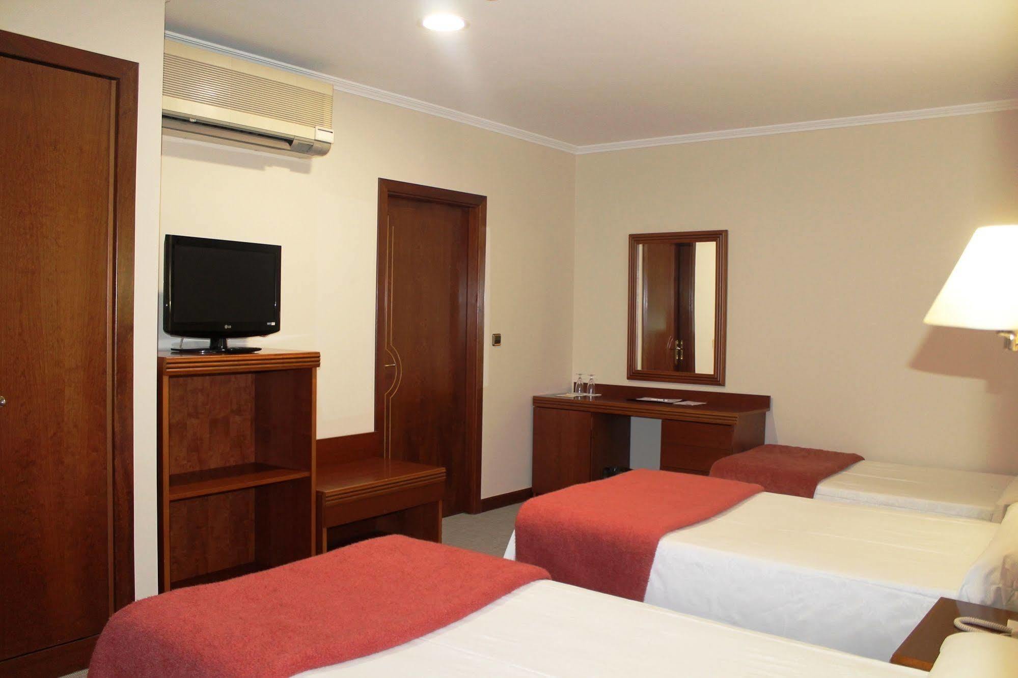 Hotel Villa De Marín Buitenkant foto