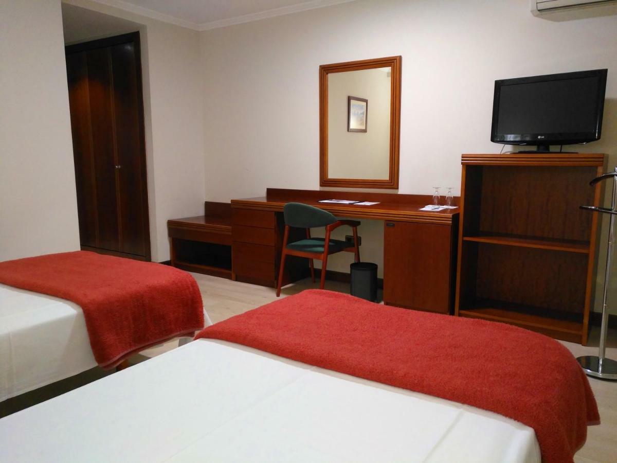 Hotel Villa De Marín Buitenkant foto